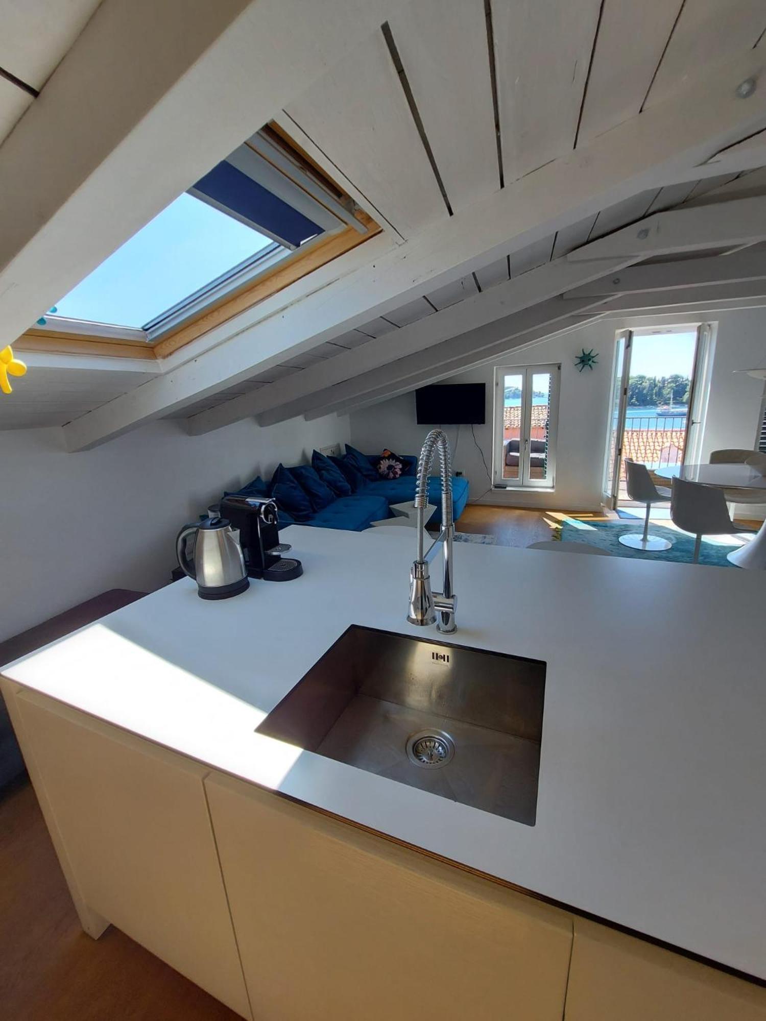 Beautiful Sunsets Over The Roofs Of Rovinj Apartamento Exterior foto