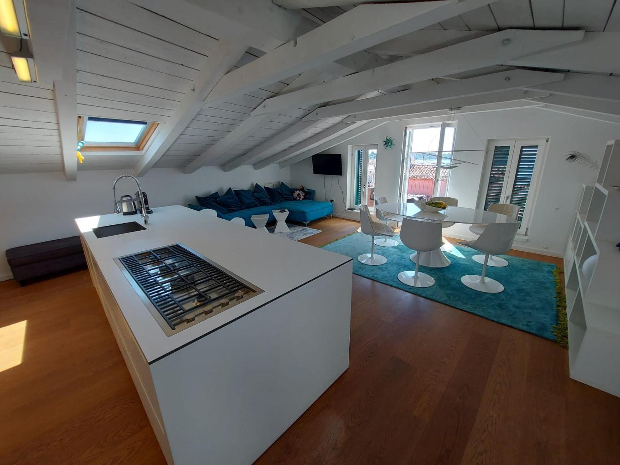 Beautiful Sunsets Over The Roofs Of Rovinj Apartamento Exterior foto